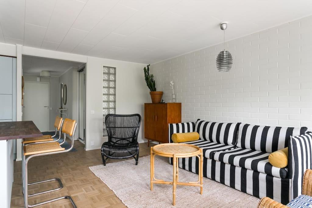 Upea Remontoitu Huoneisto Naantalin Sydaemessae Lägenhet Exteriör bild